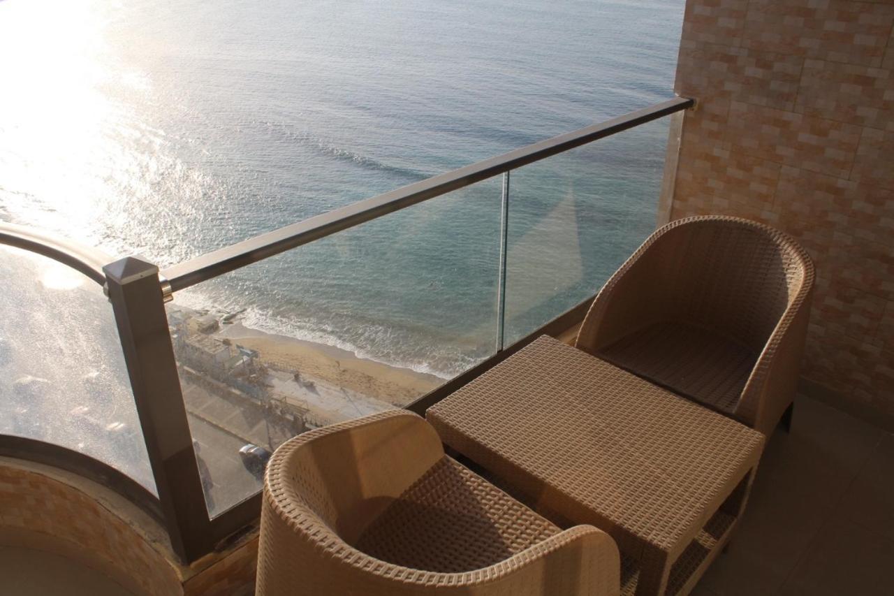 Breathtaking Wide Seaview Apartment Александрія Екстер'єр фото